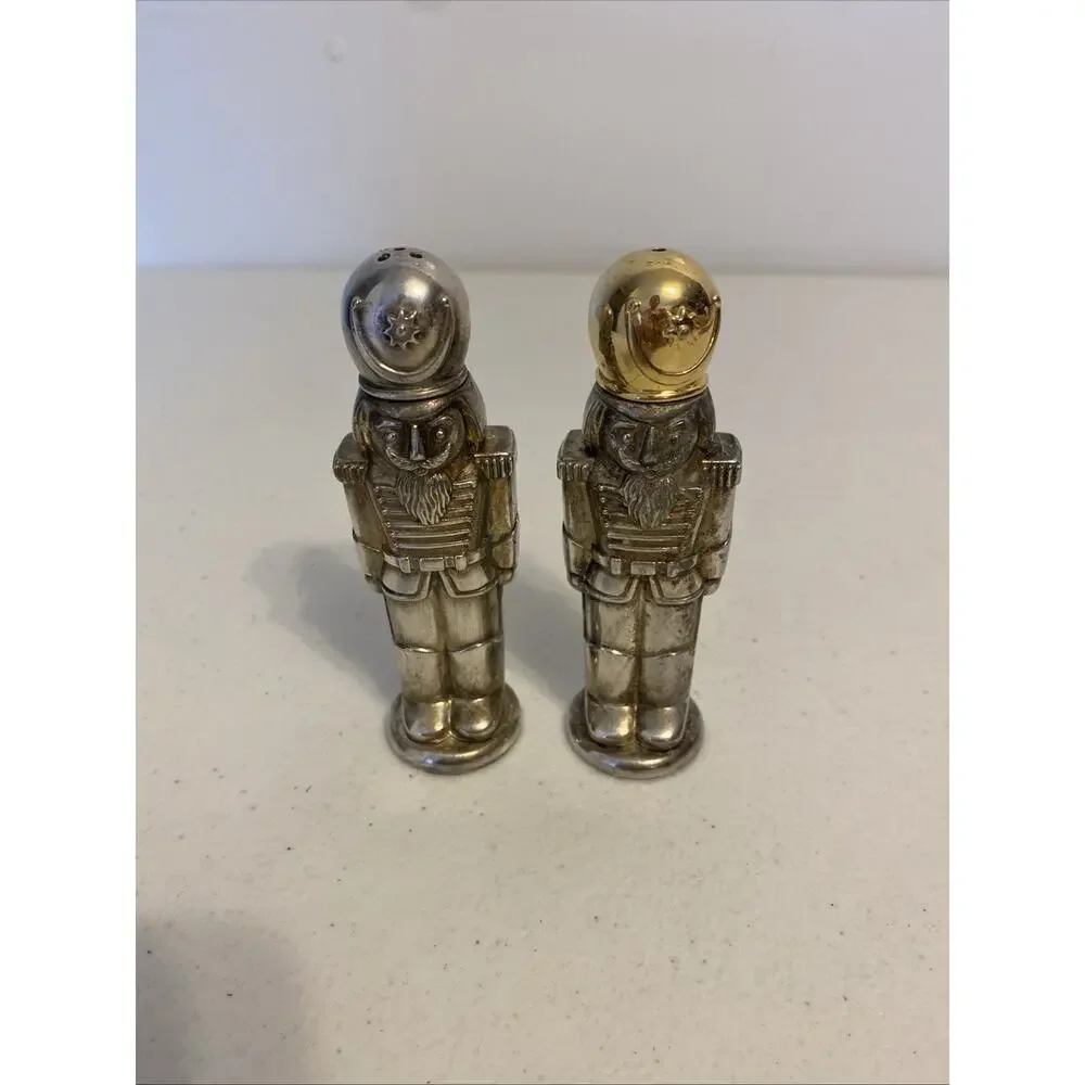 Vtg Silver Treasures by Godinger Christmas Nutcrackers Salt Pepper Shakers 1994